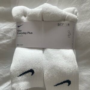 Nike Everyday Plus Crew Socks - White with Black Logo